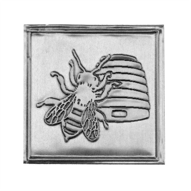 Metāla kvadrātveida etiķete "Medus", sudraba krāsā Metāla kvadrātveida etiķete "Medus", sudraba krāsā